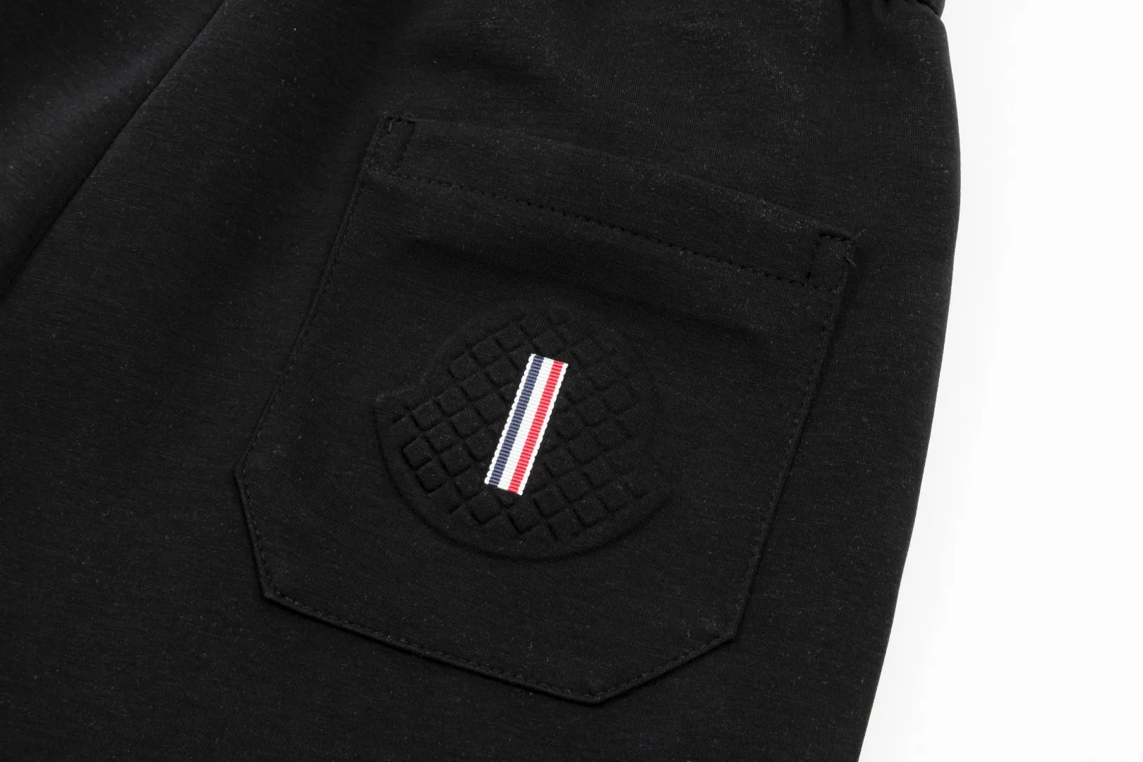 SSNew Arrival Same Style👫logo ， Same Style ， ！ * ， logo ！ ， ， ！ ， 、 、 ， ！ Breathable 。Versatile ， ， V ， ， Same Style！ Size：M-3XL